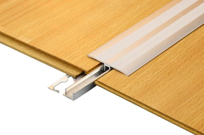 Gulvprofil topp aluminium 1,8 x 42 mm x 0,9 meter